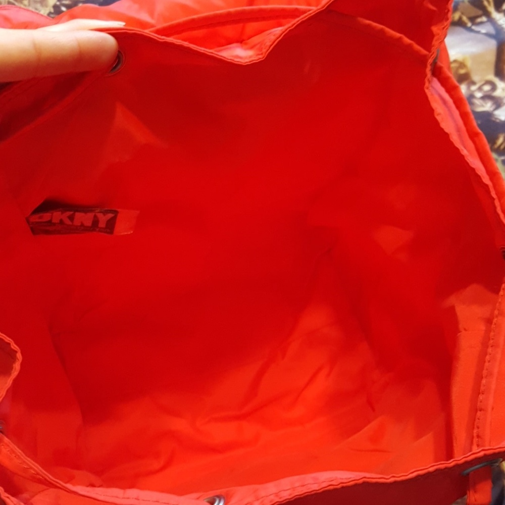 Backpack - Picture 3 of 4